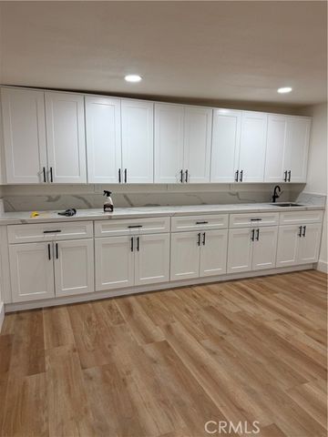 868 N Dallas, San Bernardino, CA 92410