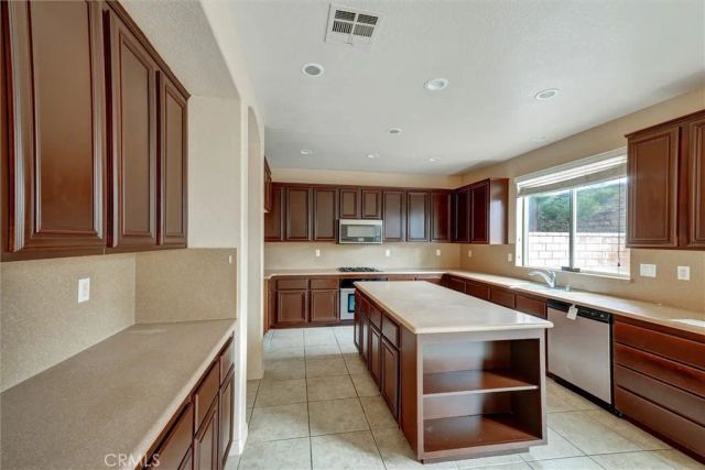 3070 Sand Pine Trail, Hemet, CA 92545