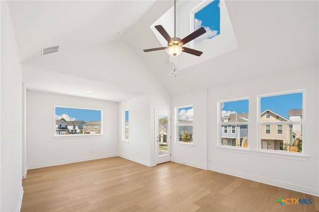 895 N Academy Avenue, New Braunfels, TX 78130