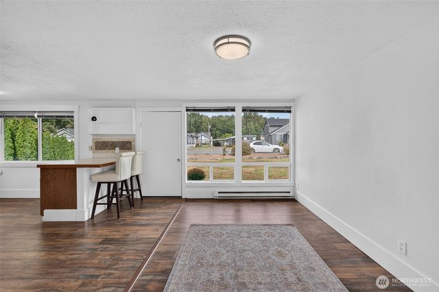 541 545 D Street, Blaine, WA 98230