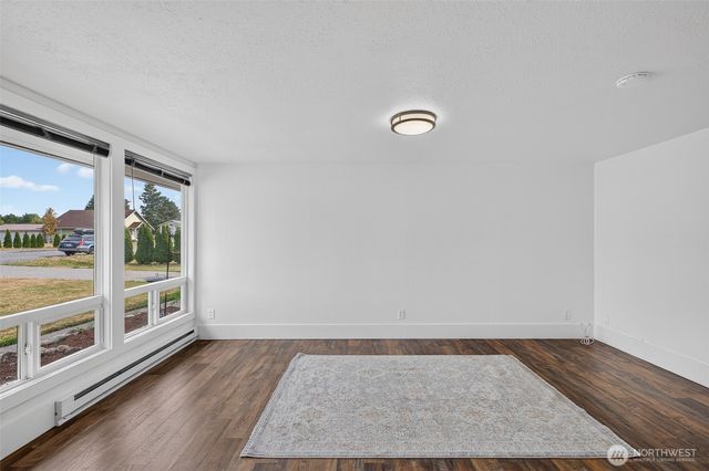 541 545 D Street, Blaine, WA 98230