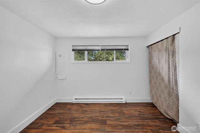 541 545 D Street, Blaine, WA 98230