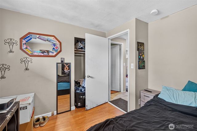 541 545 D Street, Blaine, WA 98230