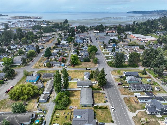 541 545 D Street, Blaine, WA 98230