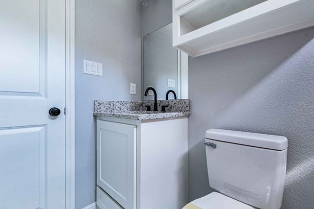 4315 Mountain Hollow Drive, Granbury, TX 76048
