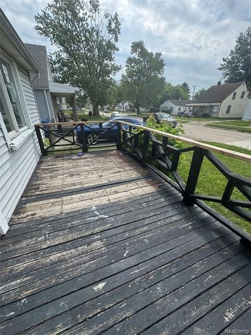 8119 Lozier Avenue, Warren, MI 48089