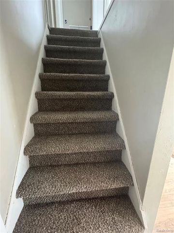 8119 Lozier Avenue, Warren, MI 48089