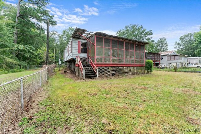 2423 Oak Village, Akron, AL 35441