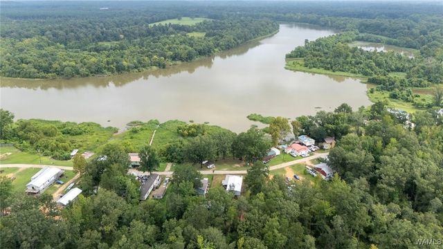 2423 Oak Village, Akron, AL 35441