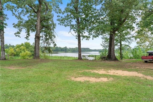 2423 Oak Village, Akron, AL 35441