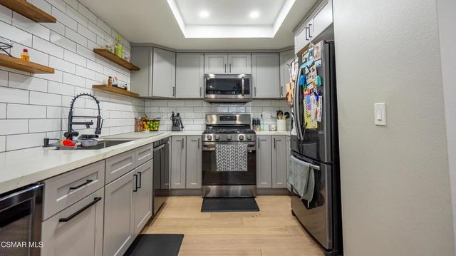 561 Spring Road 43, Moorpark, CA 93021