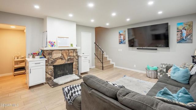 561 Spring Road 43, Moorpark, CA 93021