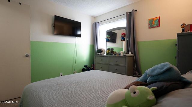 561 Spring Road 43, Moorpark, CA 93021