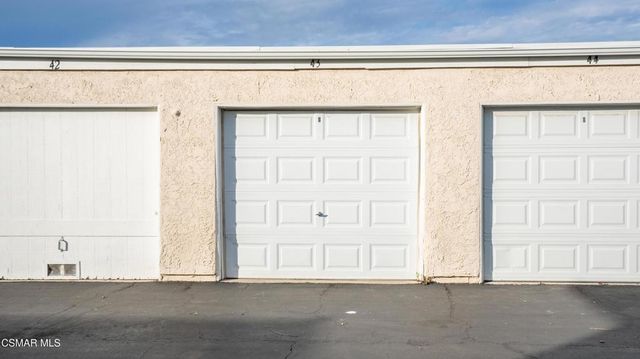 561 Spring Road 43, Moorpark, CA 93021