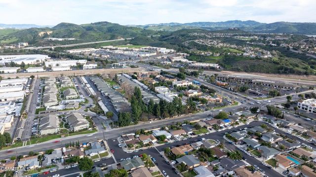 561 Spring Road 43, Moorpark, CA 93021