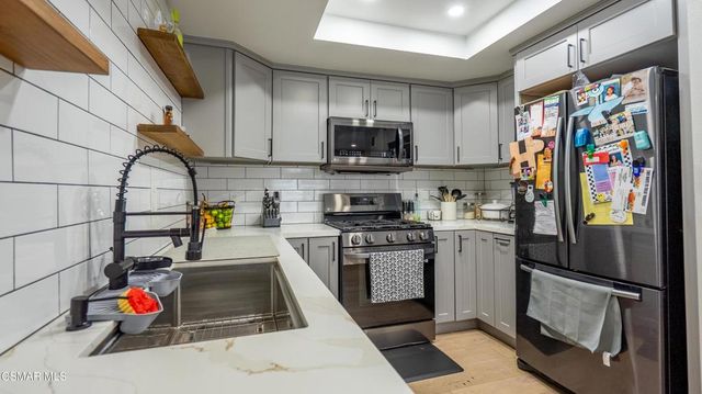 561 Spring Road 43, Moorpark, CA 93021