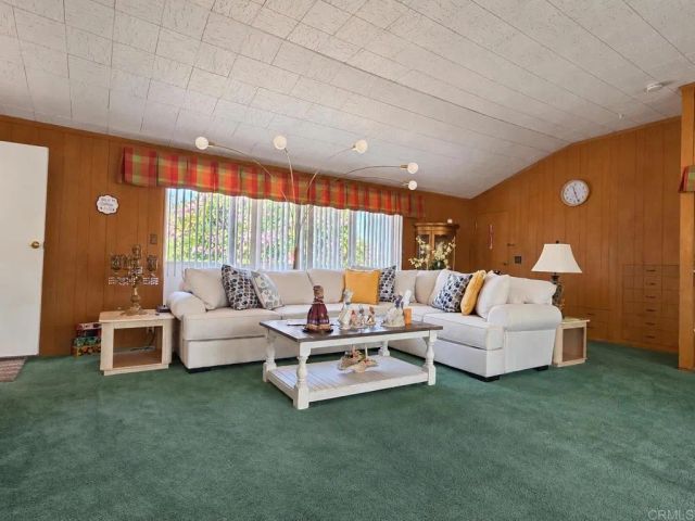 1701 Acacia Lane, Fallbrook, CA 92028