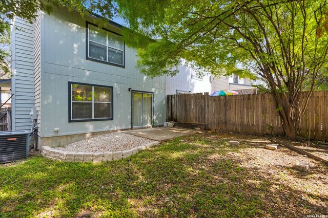 6126 Celtic, San Antonio, TX 78240
