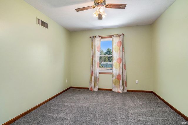 624 Windy Cove Court, Mishawaka, IN 46544