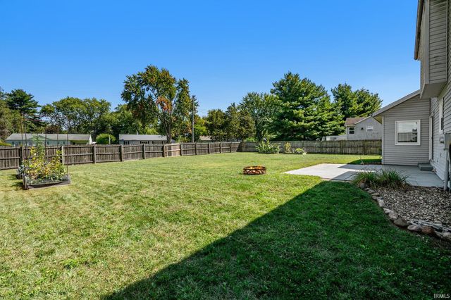 624 Windy Cove Court, Mishawaka, IN 46544
