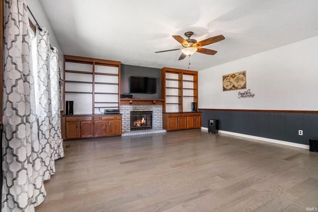 624 Windy Cove Court, Mishawaka, IN 46544