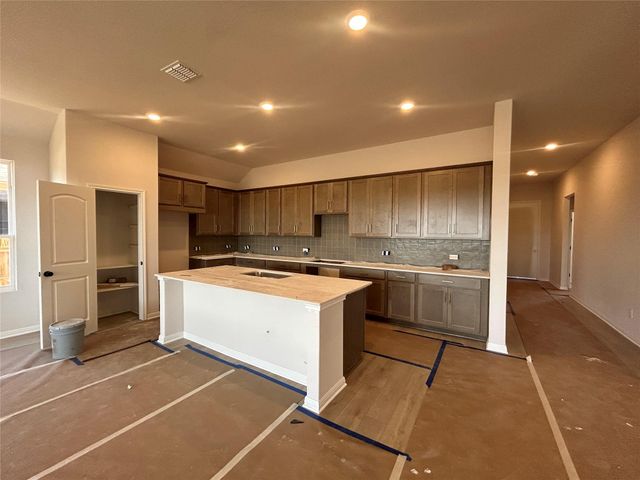 9725 Serene Bliss LN, Buda, TX 78610