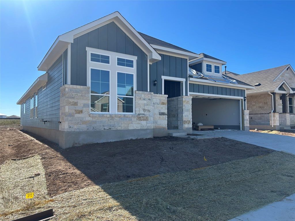 9725 Serene Bliss LN, Buda, TX 78610