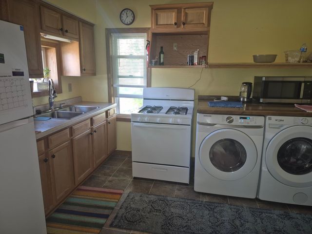2059 2nd Street, White Bear Lake, MN 55110
