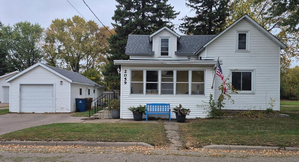 2059 2nd Street, White Bear Lake, MN 55110 — exterior