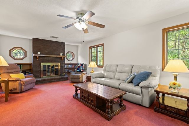 45 Anthony Ln, Dedham, MA 02026