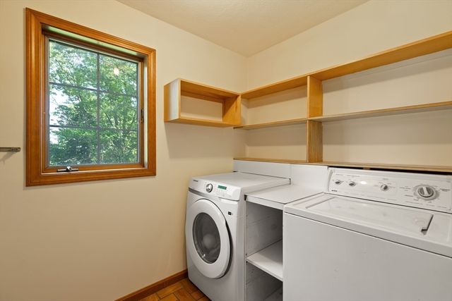 45 Anthony Ln, Dedham, MA 02026