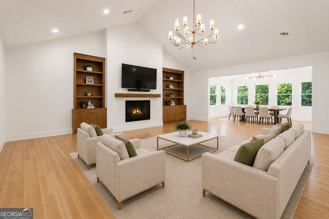 4275 Haynes Circle SW, Snellville, GA 30039
