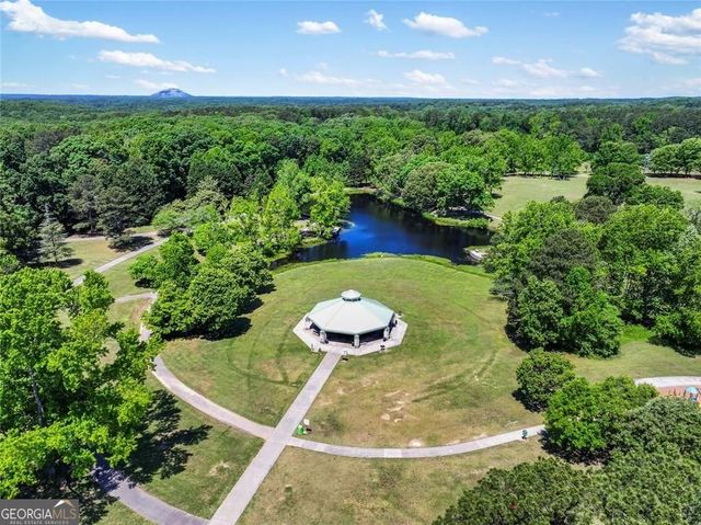 4275 Haynes Circle SW, Snellville, GA 30039