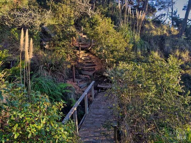 33500 S Highway 1, Gualala, CA 95445