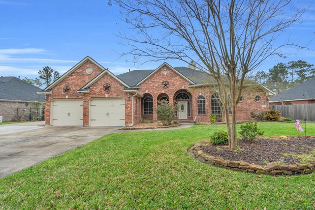 32510 Riverwood Drive, Magnolia, TX 77354