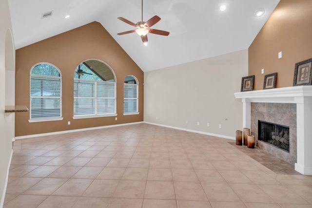 32510 Riverwood Drive, Magnolia, TX 77354