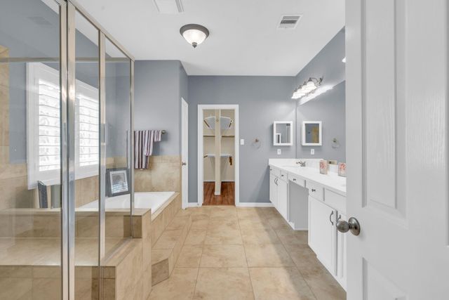 32510 Riverwood Drive, Magnolia, TX 77354