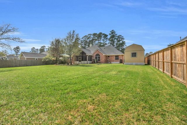 32510 Riverwood Drive, Magnolia, TX 77354