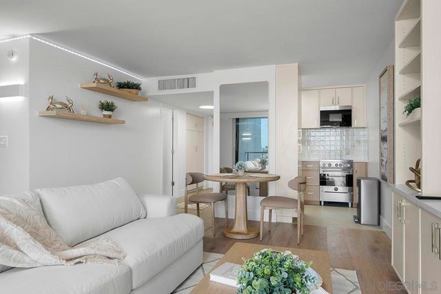1720 Avenida Del Mundo 509, Coronado, CA 92118