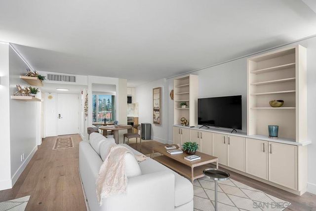 1720 Avenida Del Mundo 509, Coronado, CA 92118