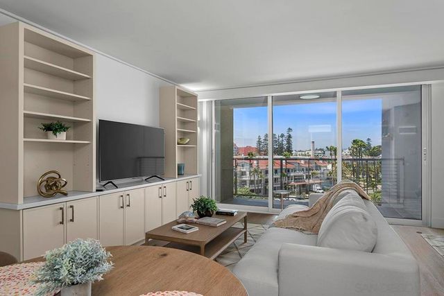 1720 Avenida Del Mundo 509, Coronado, CA 92118