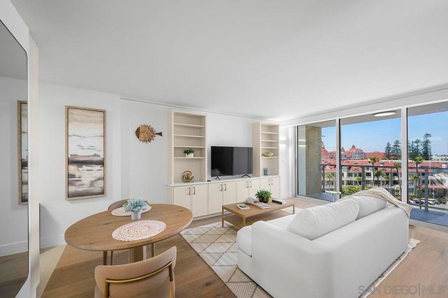 1720 Avenida Del Mundo 509, Coronado, CA 92118