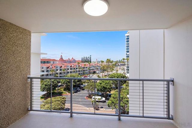 1720 Avenida Del Mundo 509, Coronado, CA 92118