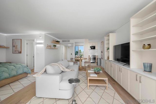 1720 Avenida Del Mundo 509, Coronado, CA 92118
