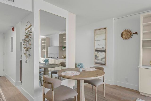1720 Avenida Del Mundo 509, Coronado, CA 92118