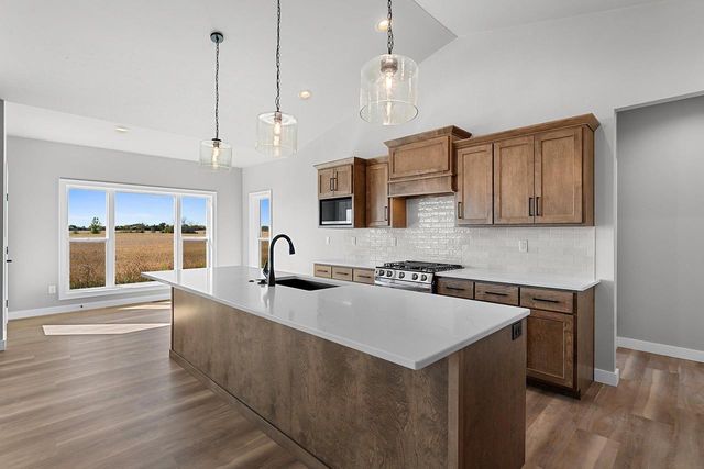 3728 EDWINA DRIVE, De Pere, WI 54115