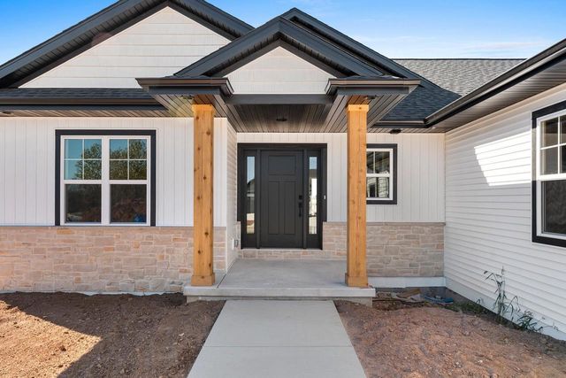 3728 EDWINA DRIVE, De Pere, WI 54115