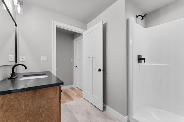 3728 EDWINA DRIVE, De Pere, WI 54115