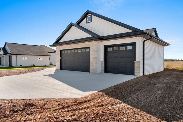 3728 EDWINA DRIVE, De Pere, WI 54115
