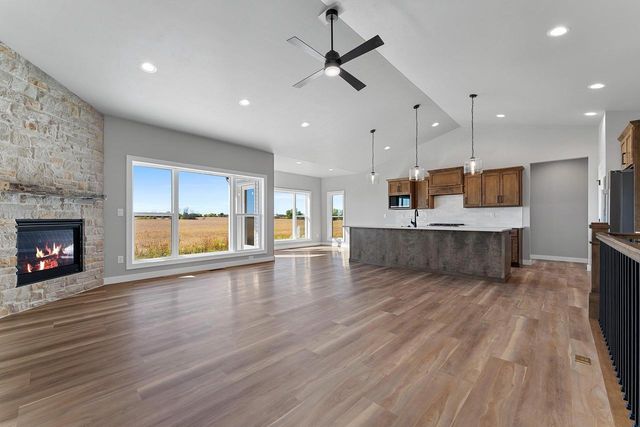 3728 EDWINA DRIVE, De Pere, WI 54115
